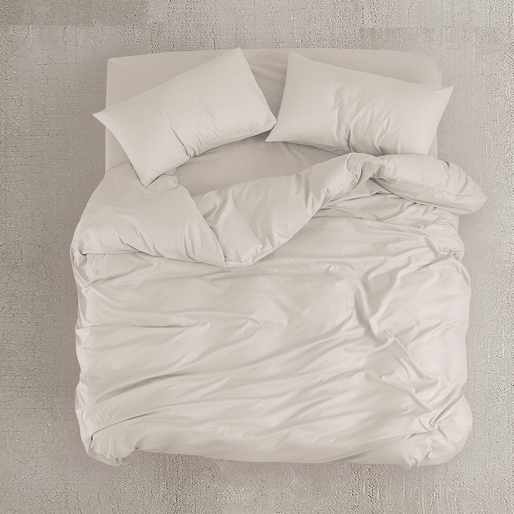 Everly Fitted Sheet Set | Comforter Set