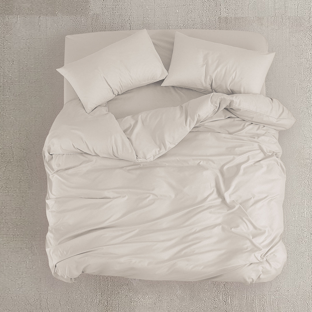 Everly Fitted Sheet Set | Comforter Set