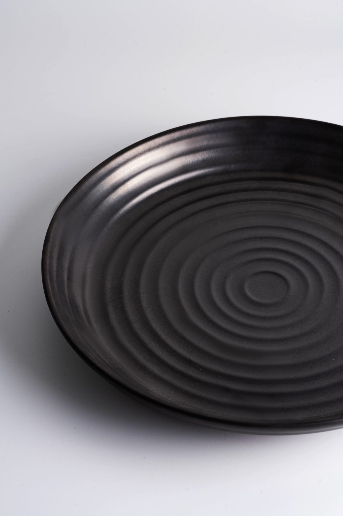 Cruz Black Dinner Plate S3