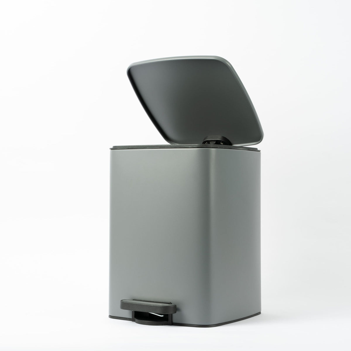 Evan Pedal Bin 12L