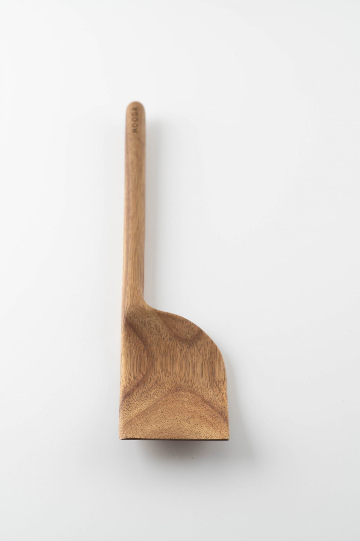 Gienna Acacia Solid Turner