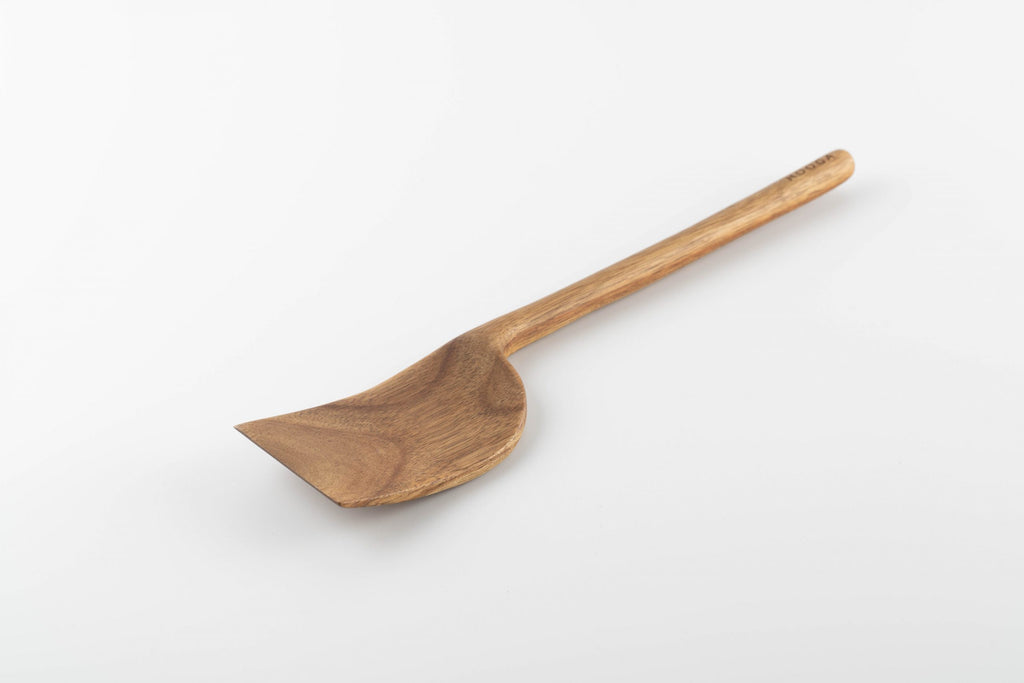 Gienna Acacia Solid Turner