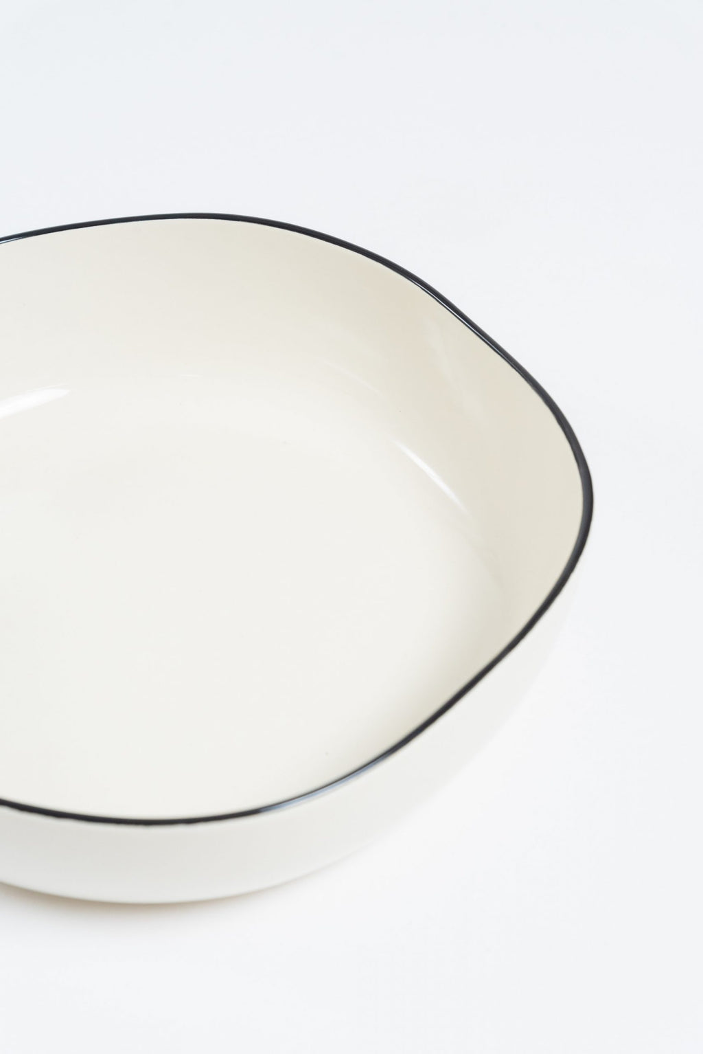 Layla White Deep Dish Plate