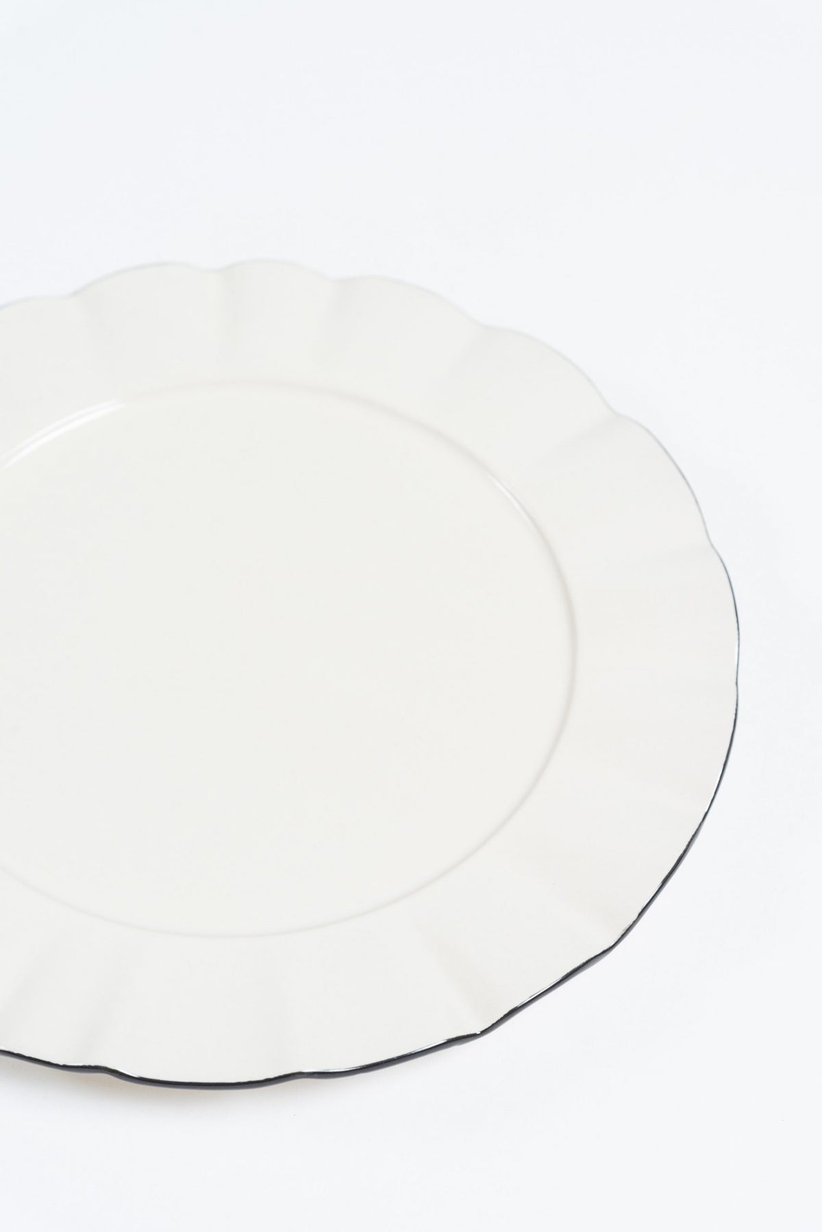 Layla White Dinner Plate L