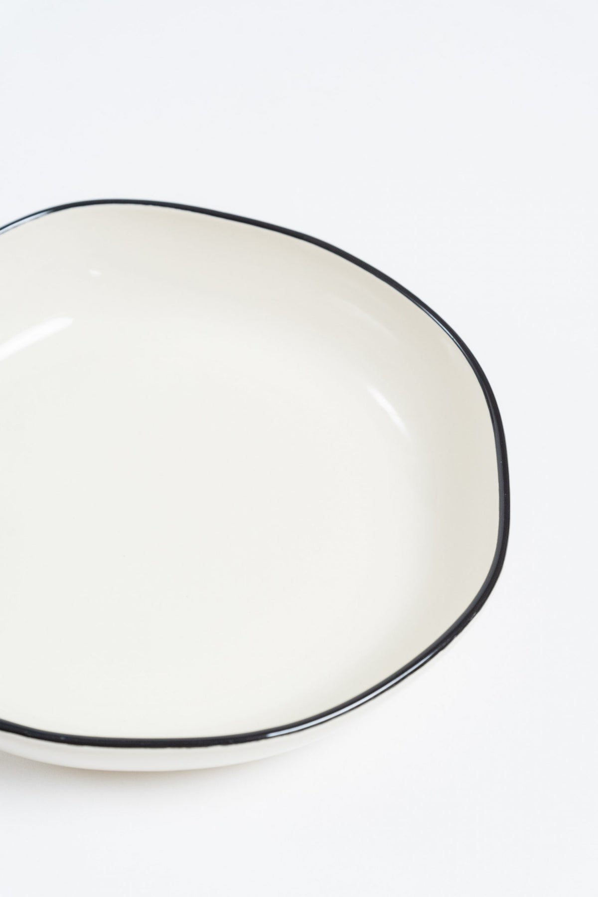 Layla White Salad Serving Bowl