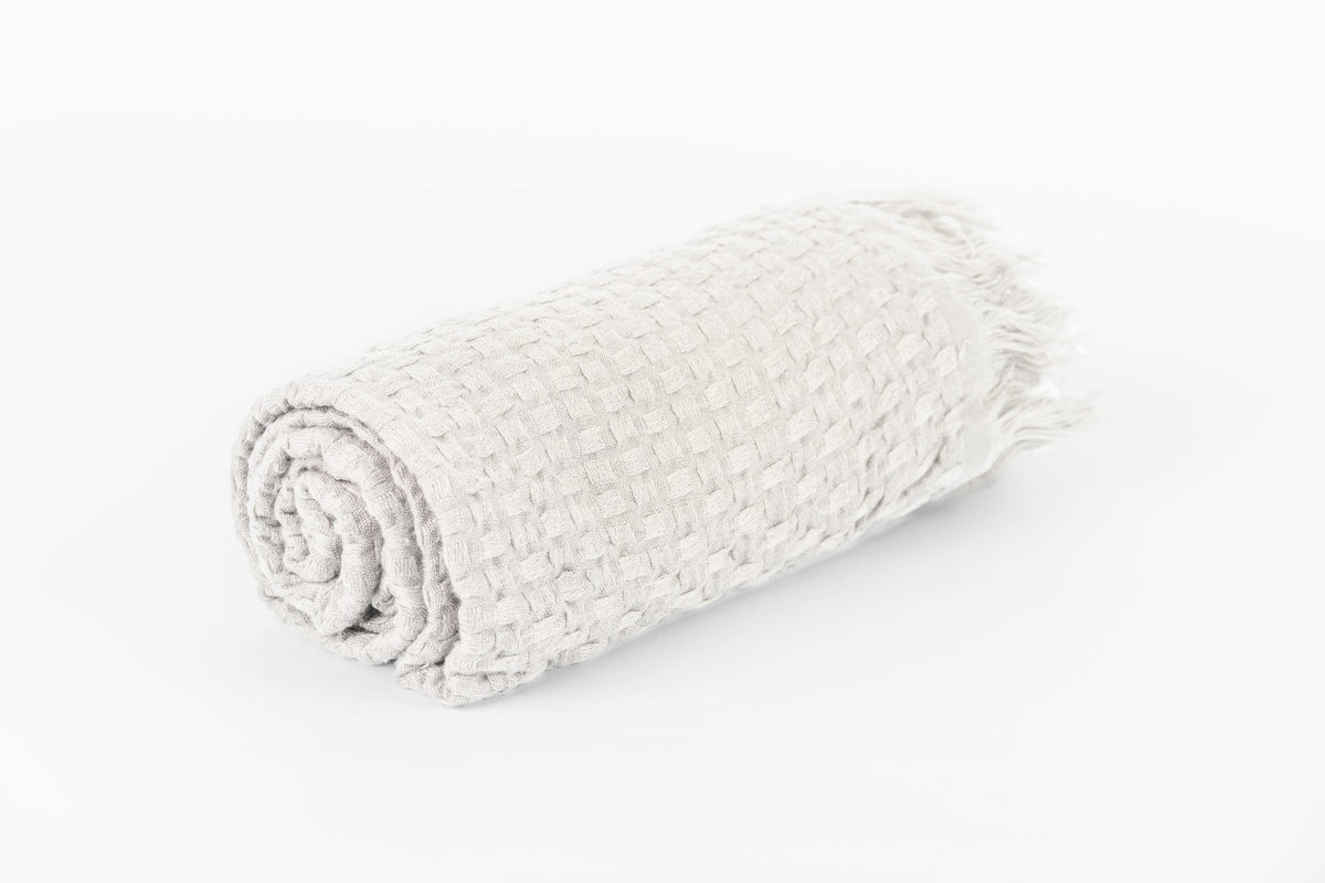 Lia Throw