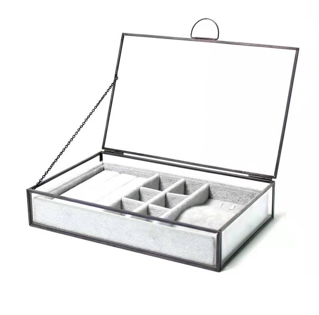 Nyhssa Jewellery Box
