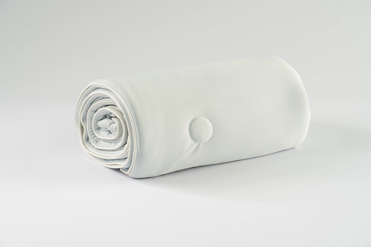 Remy Snow Yarn Microfibre Blanket