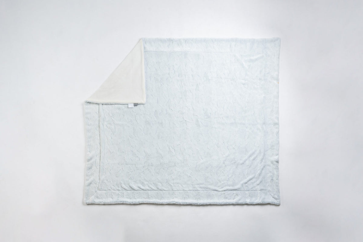 Pippin Throw