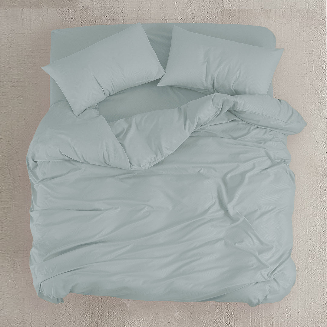 Everly Fitted Sheet Set | Comforter Set